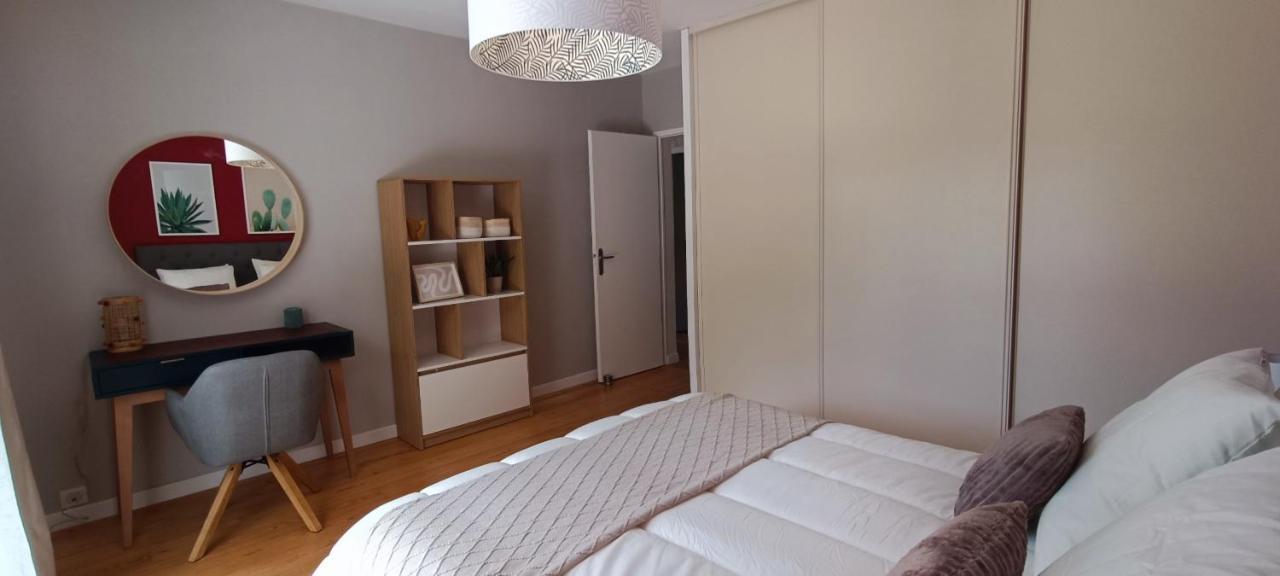 Magnifique Villa 5 Etoiles Avec Piscine Privee Parc 2 Ha La Chaize-le-Vicomte Bagian luar foto
